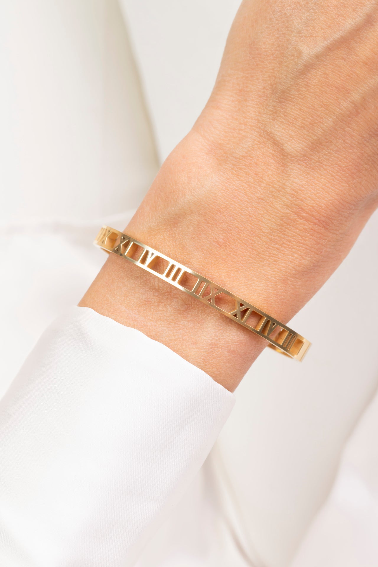 Oriana Gold Bracelet