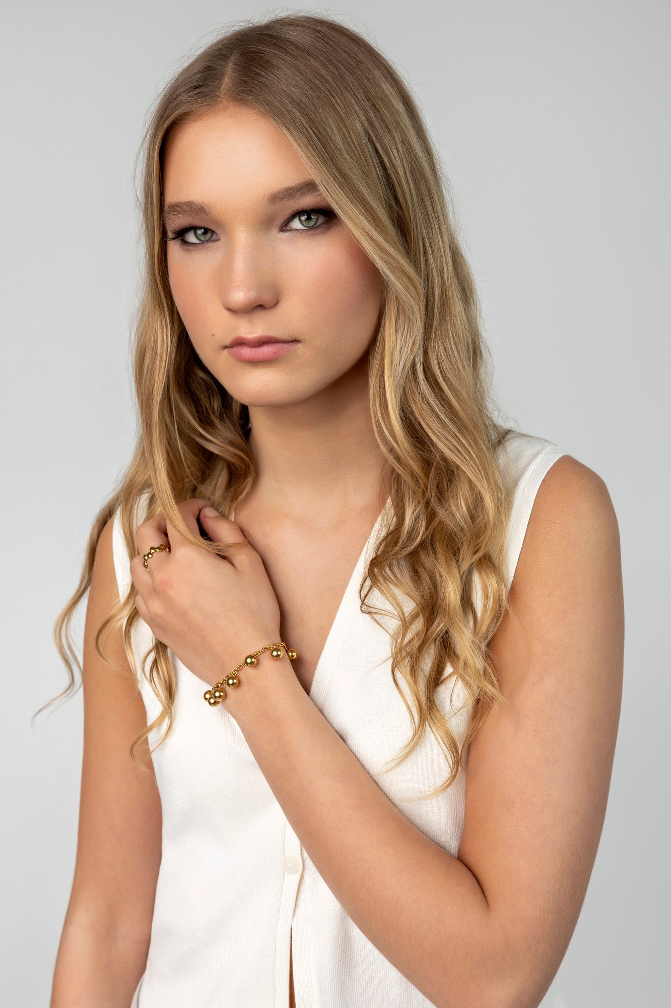Velin Gold Bracelet