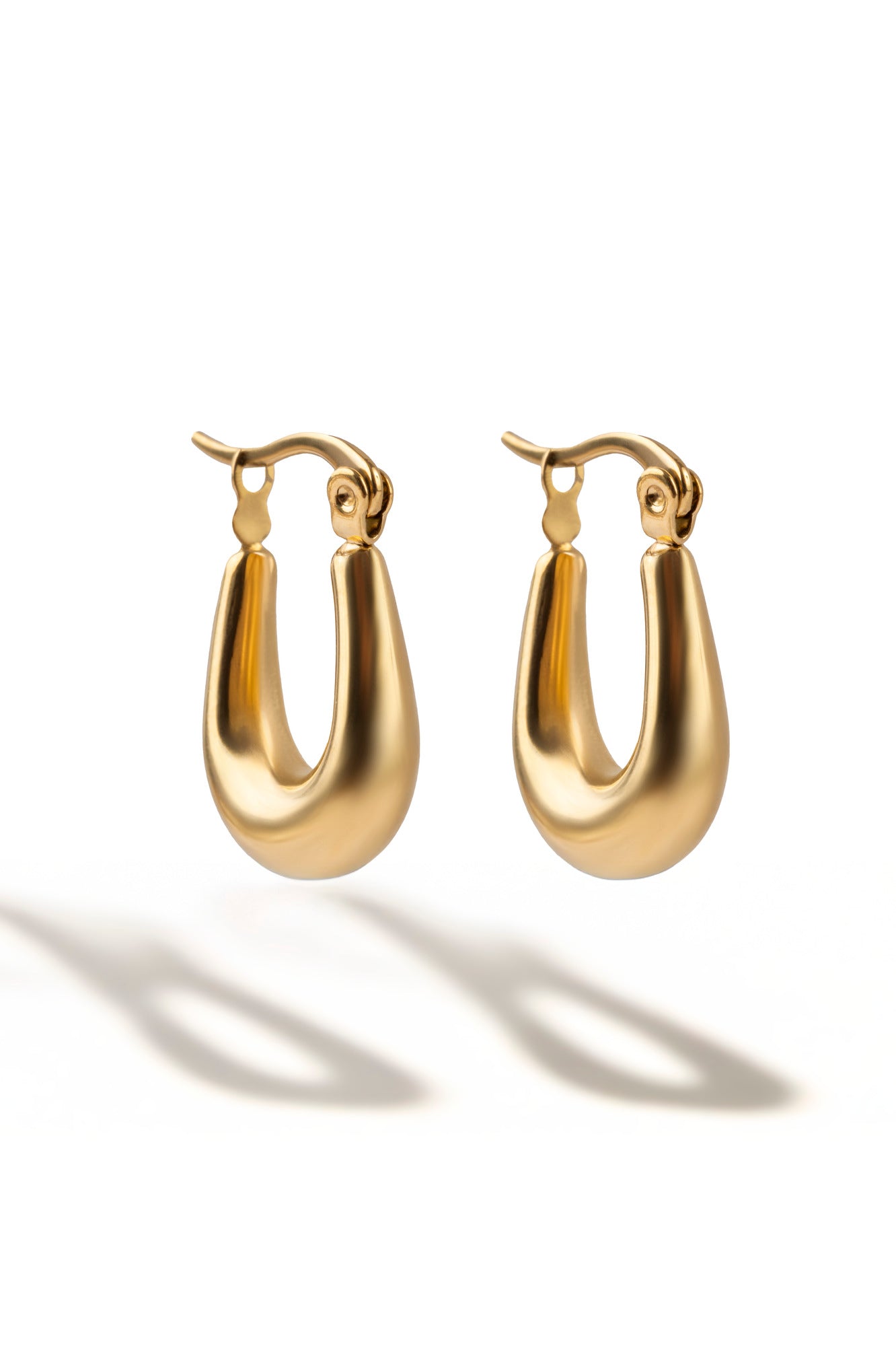 Vyne Gold Earrings