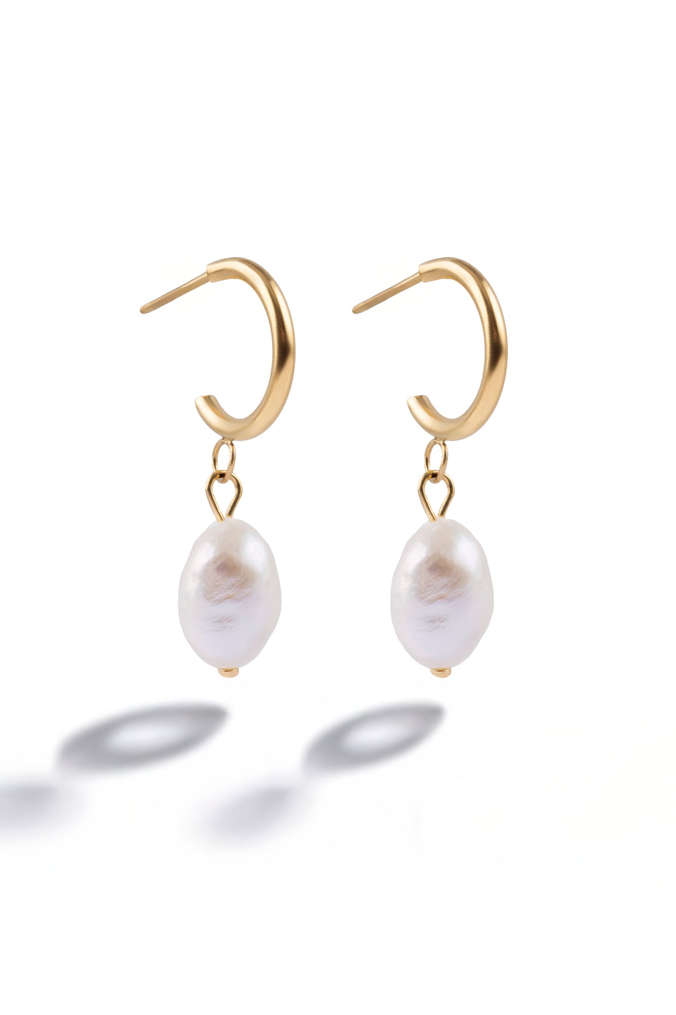 Mistré Gold Earrings