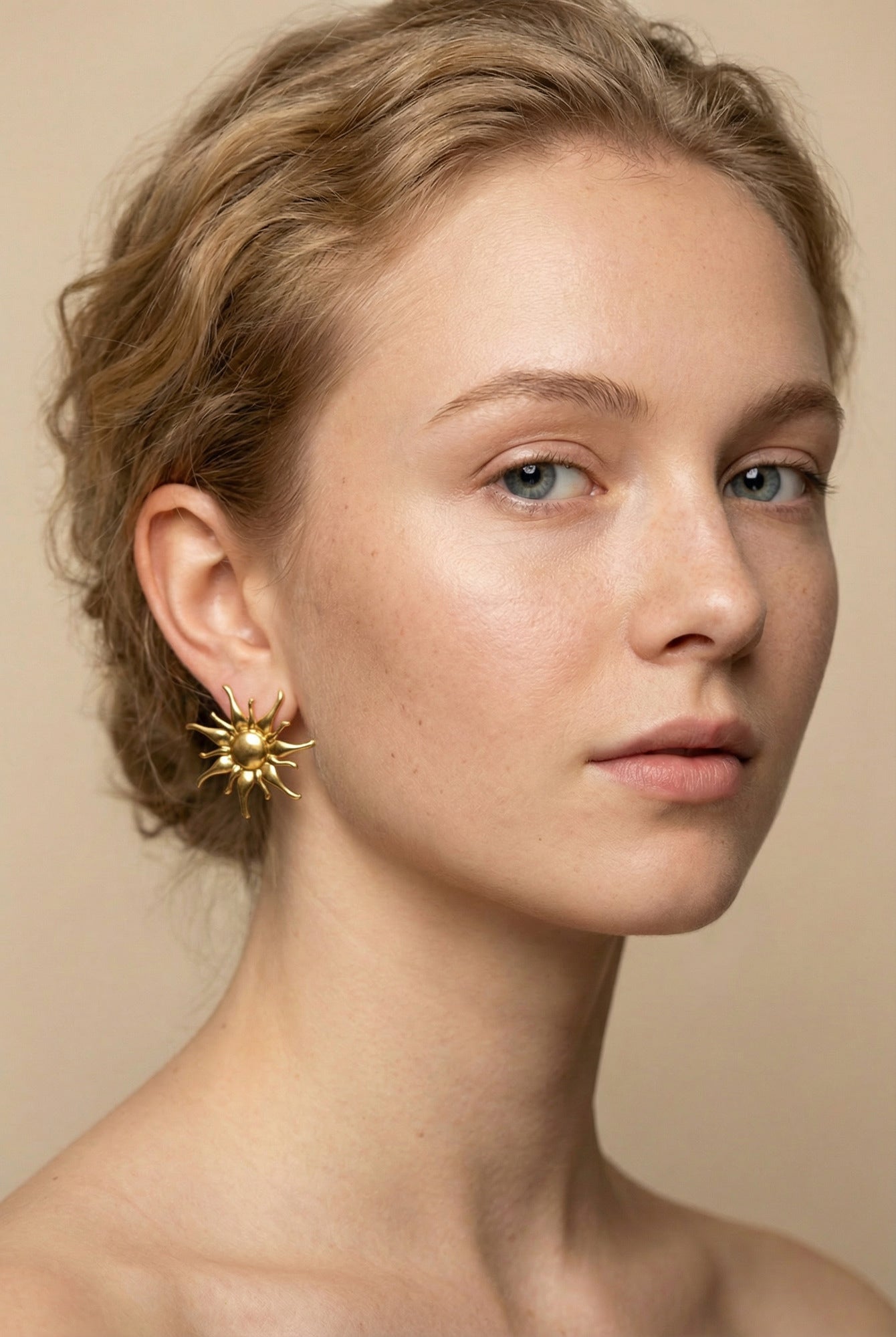 Elyra Earrings