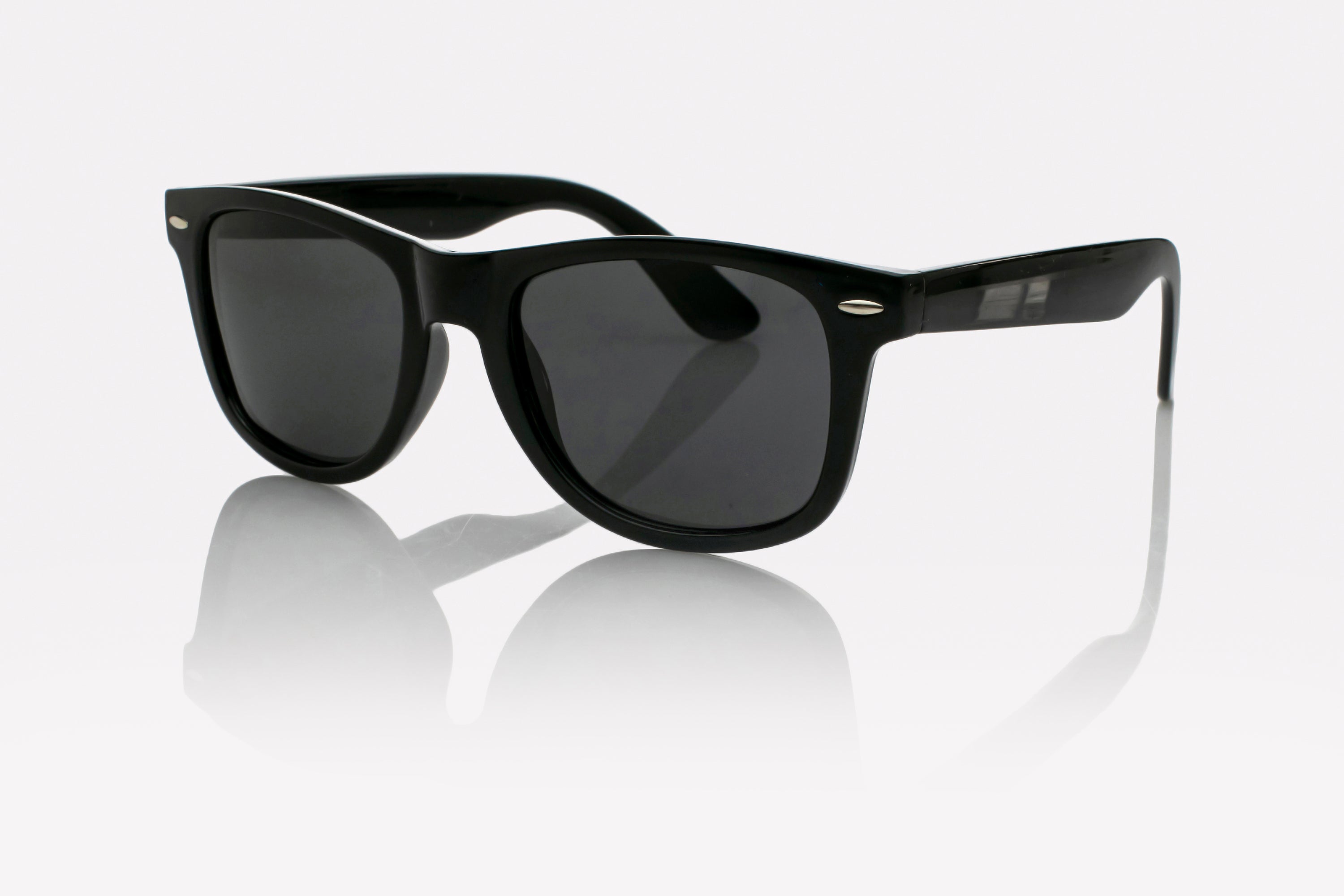 Palm Shadow Polarized