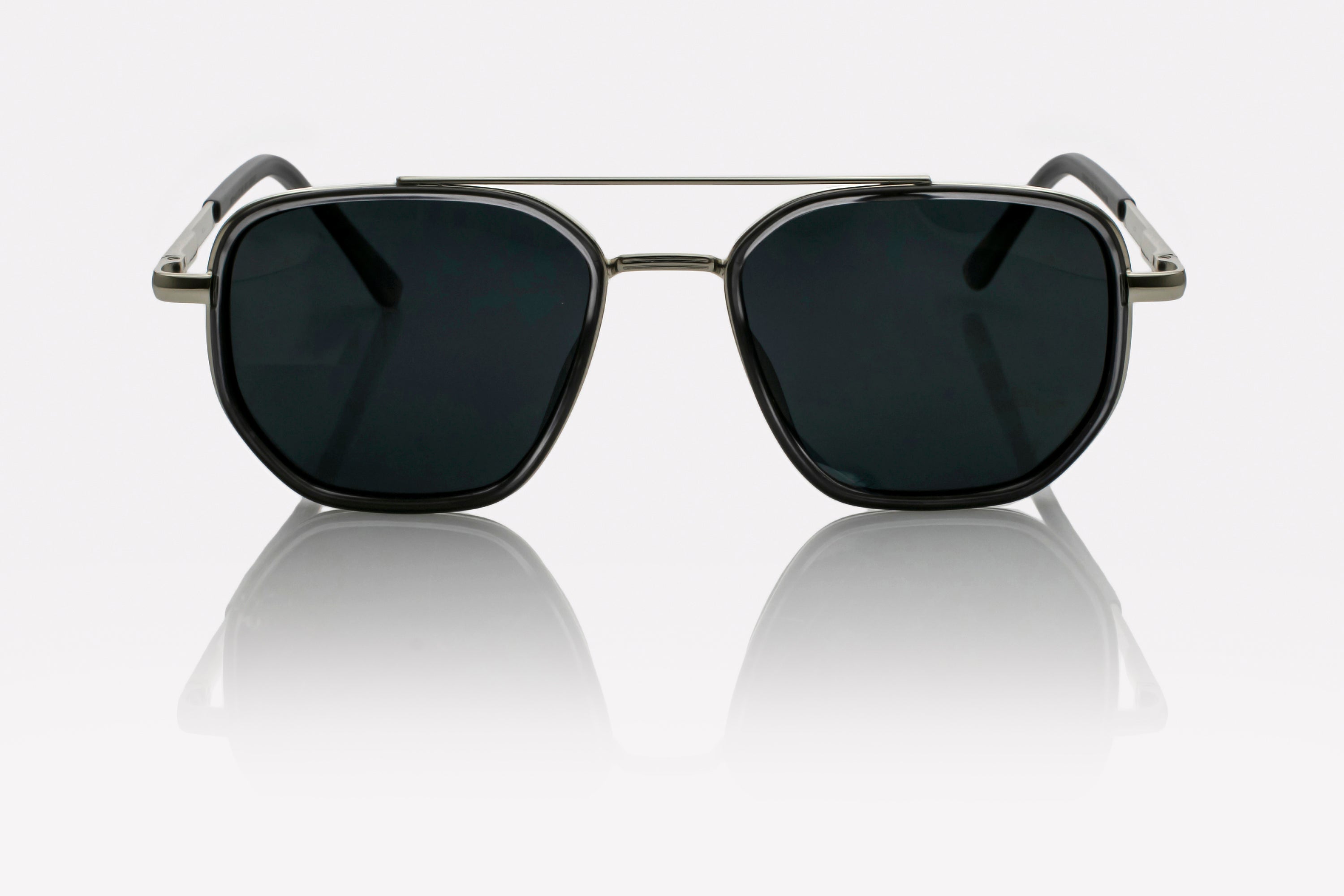 Vogue Polarized